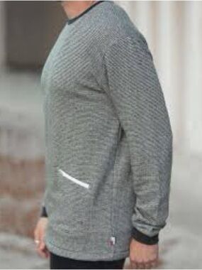 SLVDR Palm Men's Grey Textured Crewneck Pullover with Contrast Trim